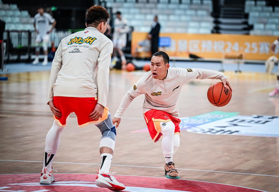 決中